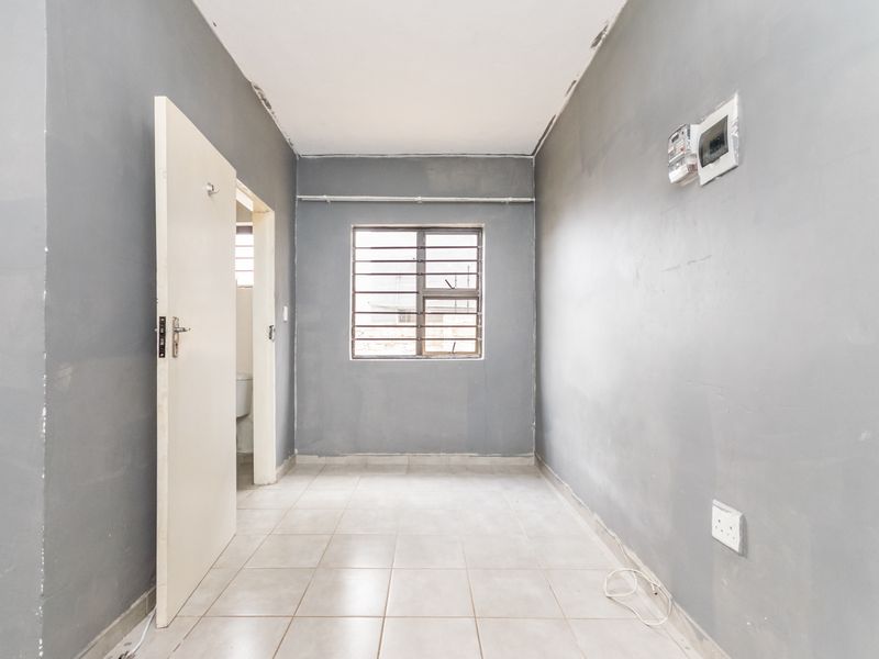 High-Yield 12-Unit Investment  in Cosmo Ext 8 – Priced to Sell Fast - Photo 10