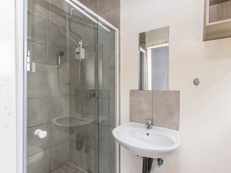 High-Yield 12-Unit Investment  in Cosmo Ext 8 – Priced to Sell Fast - Photo 8