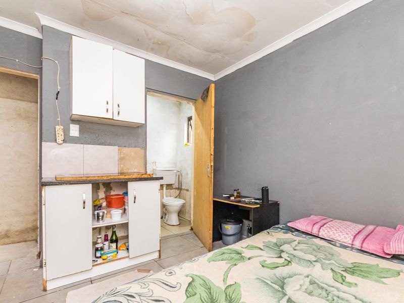 High-Yield 12-Unit Investment  in Cosmo Ext 8 – Priced to Sell Fast - Photo 7