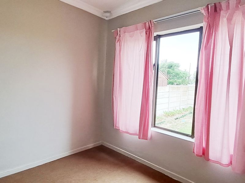 PARSONSVLEI 2 BED 1 BATH TOWNHOUSE WITH SINGLE GARAGE FOR RENT - Photo 10