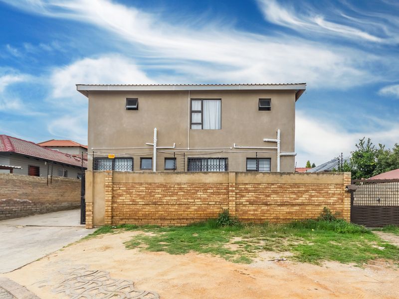 High-Visibility, Income-Generating 10-Unit Investment Property in Cosmo City -Ext 0 or Ext 5 - Photo 3
