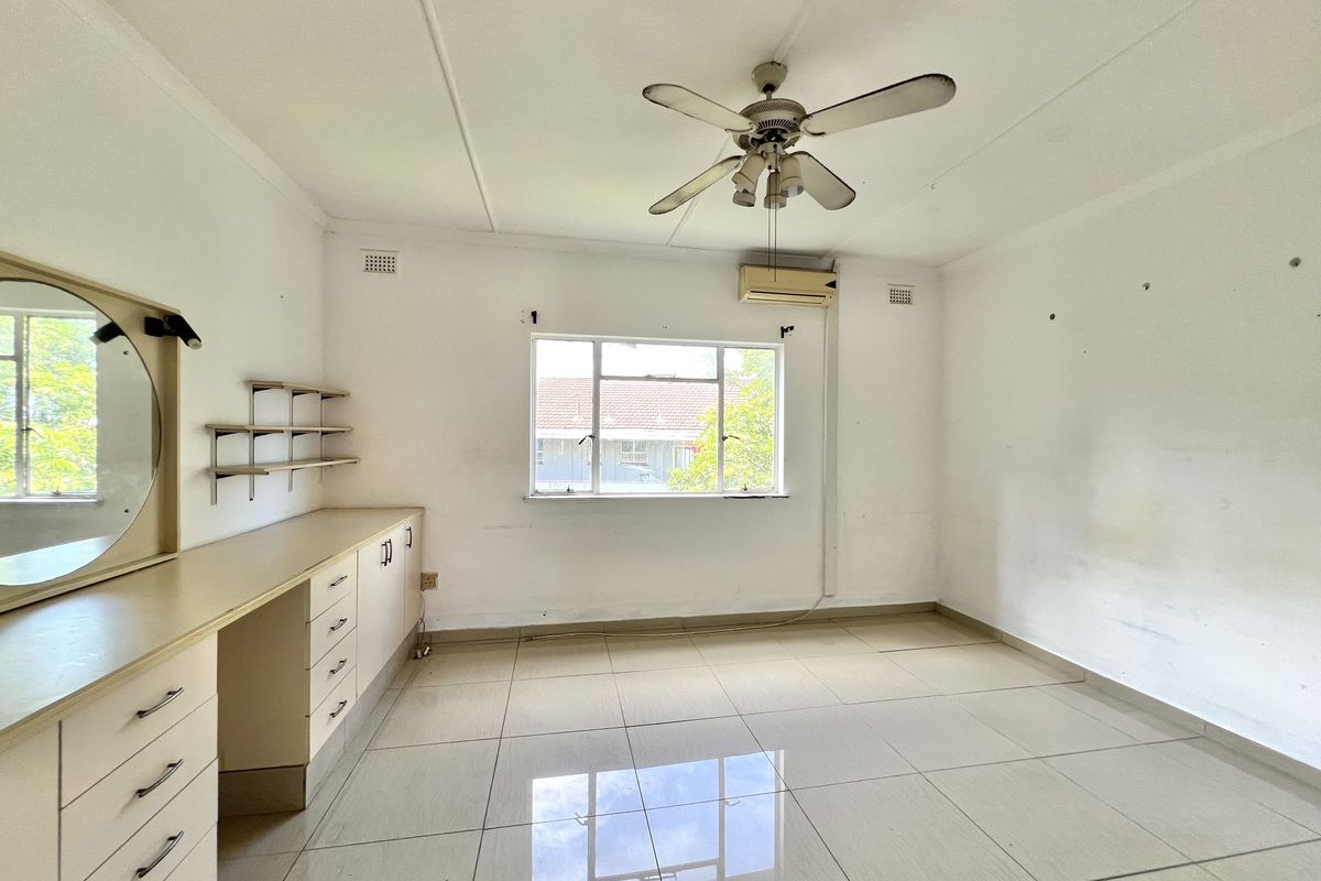 Musgrave Two Bedroom flat for let - Photo 5