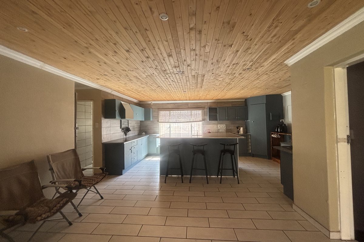 Large family home in Reyno Ridge - Photo 5