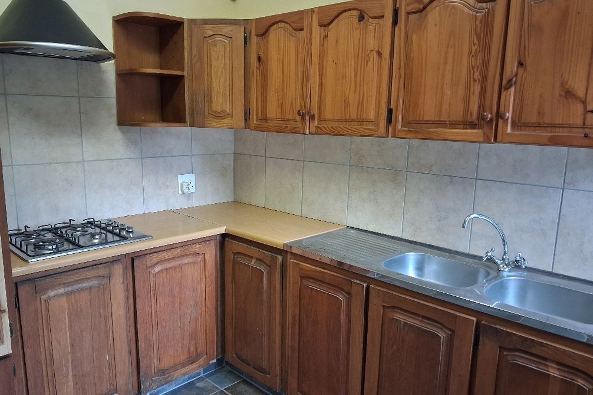 Spacious two bedroomed cottage - Photo 5