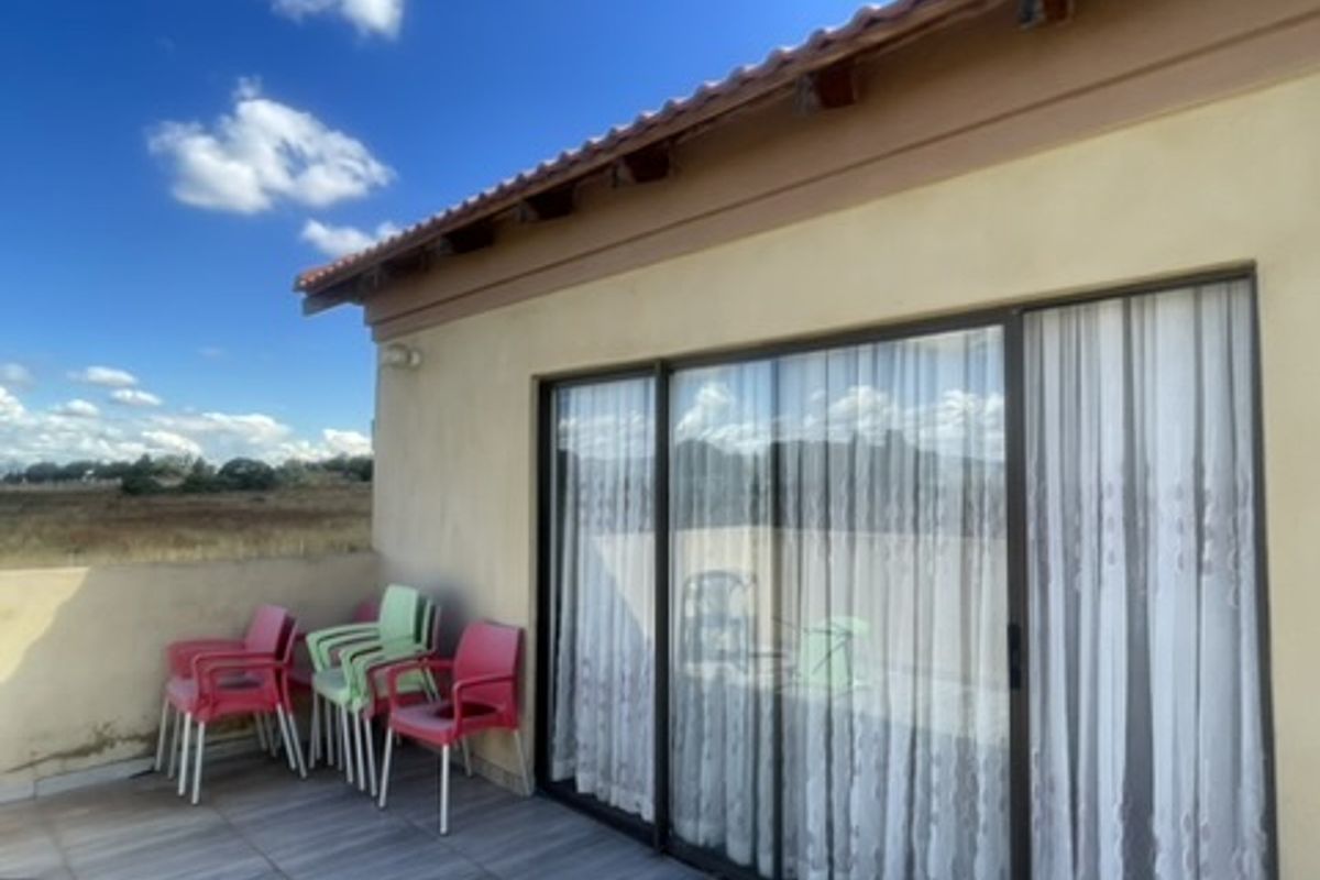 Impressive 450sqm Family Estate in Blue Saddle Ranches – Where Luxury Meets Nature!!! - Photo 4