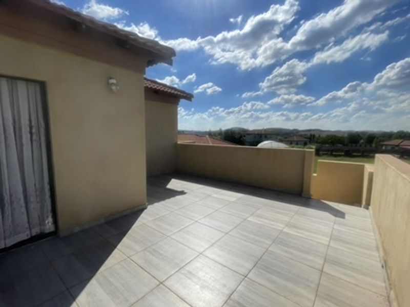 Impressive 450sqm Family Estate in Blue Saddle Ranches – Where Luxury Meets Nature!!! - Photo 2