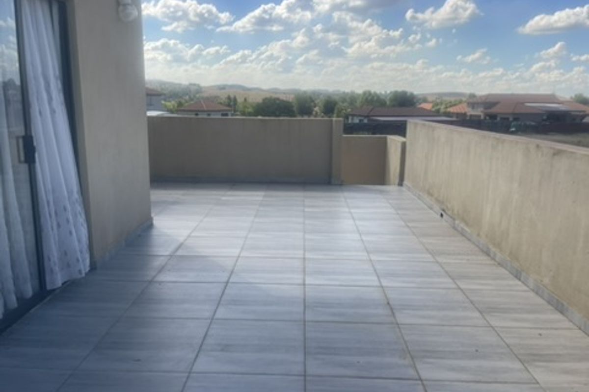 Impressive 450sqm Family Estate in Blue Saddle Ranches – Where Luxury Meets Nature!!! - Photo 3