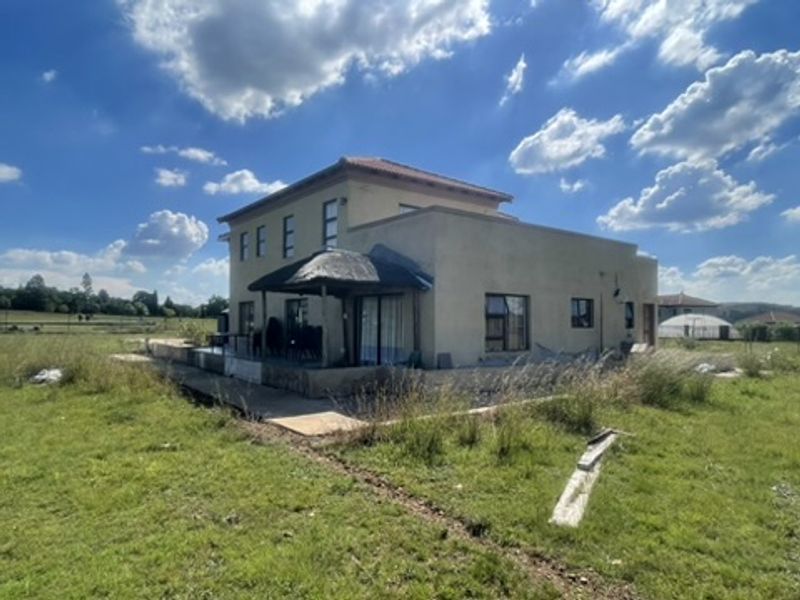 Impressive 450sqm Family Estate in Blue Saddle Ranches – Where Luxury Meets Nature!!! - Photo 10