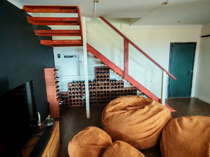 Luxury Off-Grid 250Ha Karoo Farm for Sale – Middelburg (EC) - Photo 10