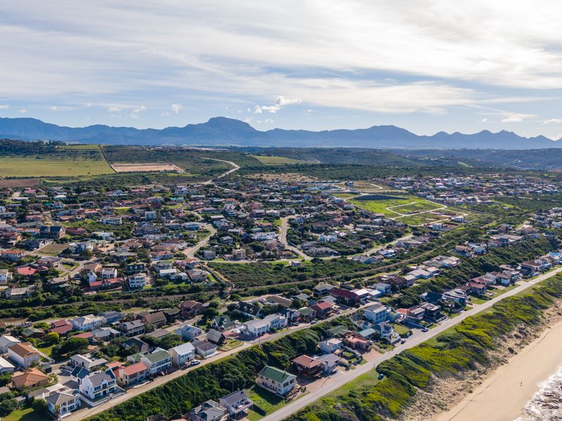 Seaview family home - Photo 4