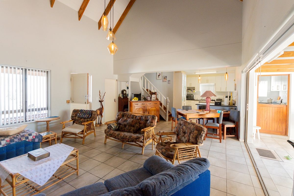 Your Dream West Coast Escape Awaits! - Photo 3