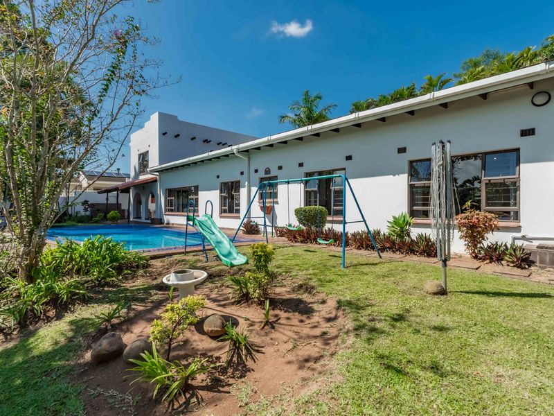 Mediterranean Oasis in Woodside Cowies Hill - Photo 6