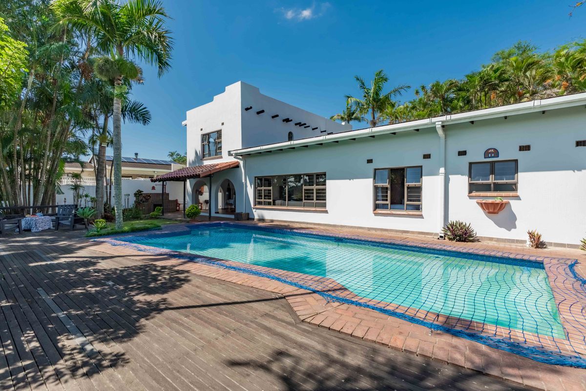 Mediterranean Oasis in Woodside Cowies Hill - Photo 3