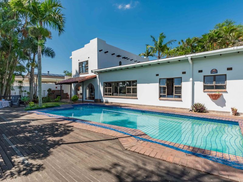 Mediterranean Oasis in Woodside Cowies Hill - Photo 3