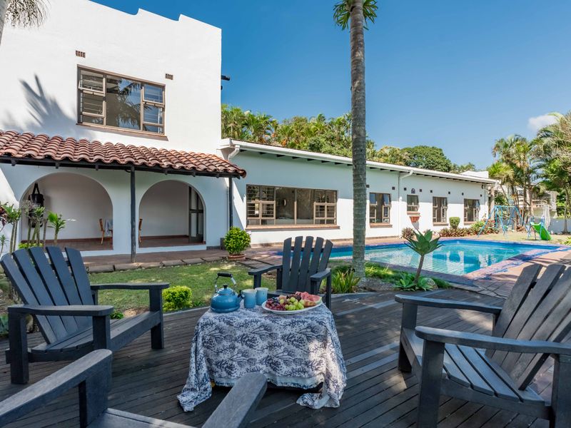 Mediterranean Oasis in Woodside Cowies Hill - Photo 2