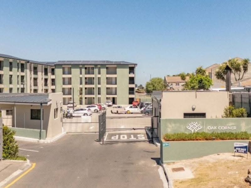 Two bedroom ground floor apartment - Photo 2