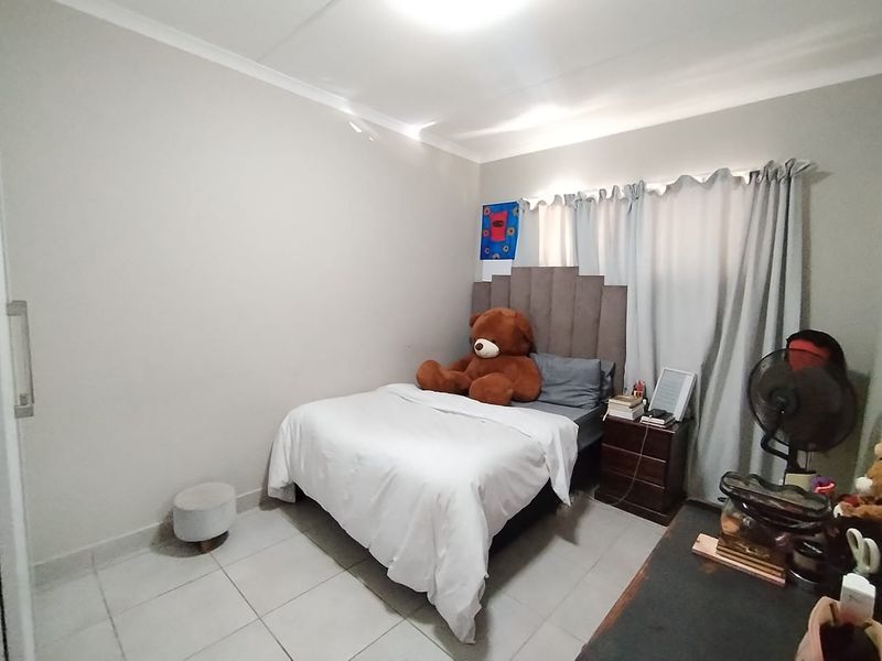 Two bedroom ground floor apartment - Photo 7