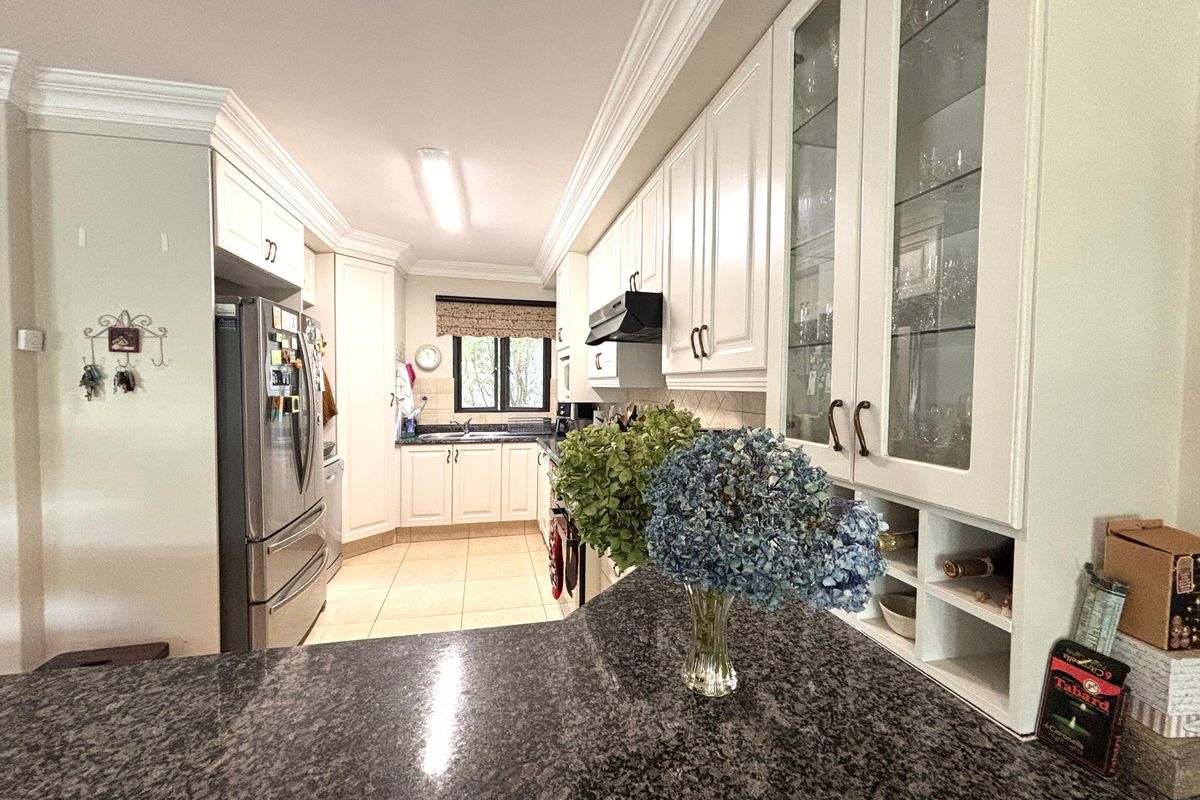 Furnished Golf Estate Property for rental - Photo 5