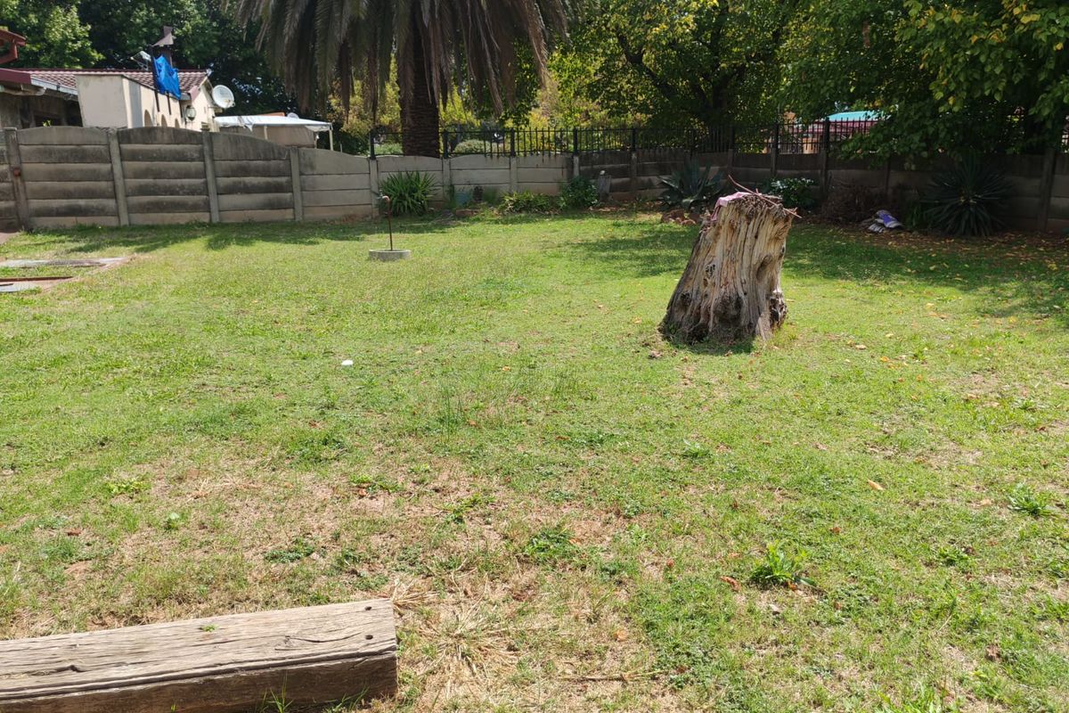 3 Bedroom House for Sale in Sasolburg Ext 12 - Photo 5