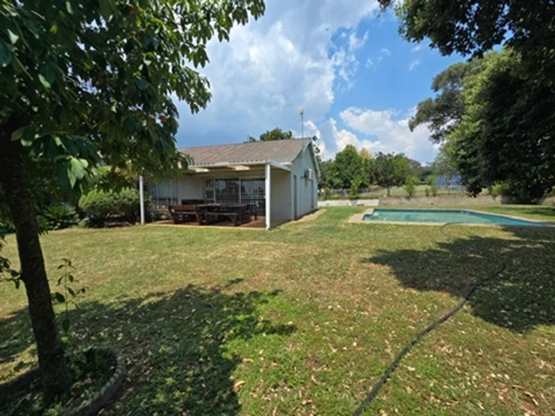 Close the CBD - Workshop Space - Tranquil Living - Cottages - So Much More!!! - Photo 10