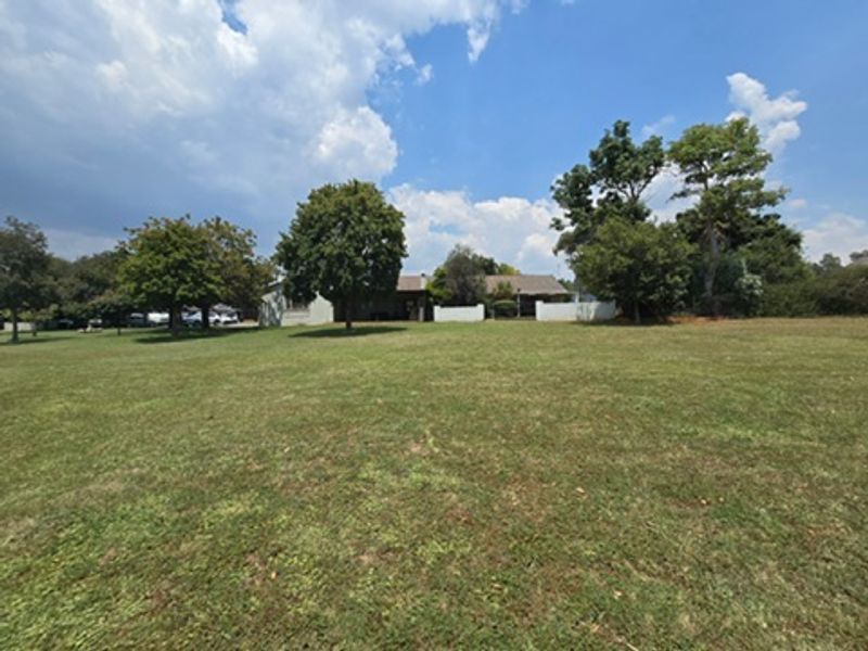 Close the CBD - Workshop Space - Tranquil Living - Cottages - So Much More!!! - Photo 2