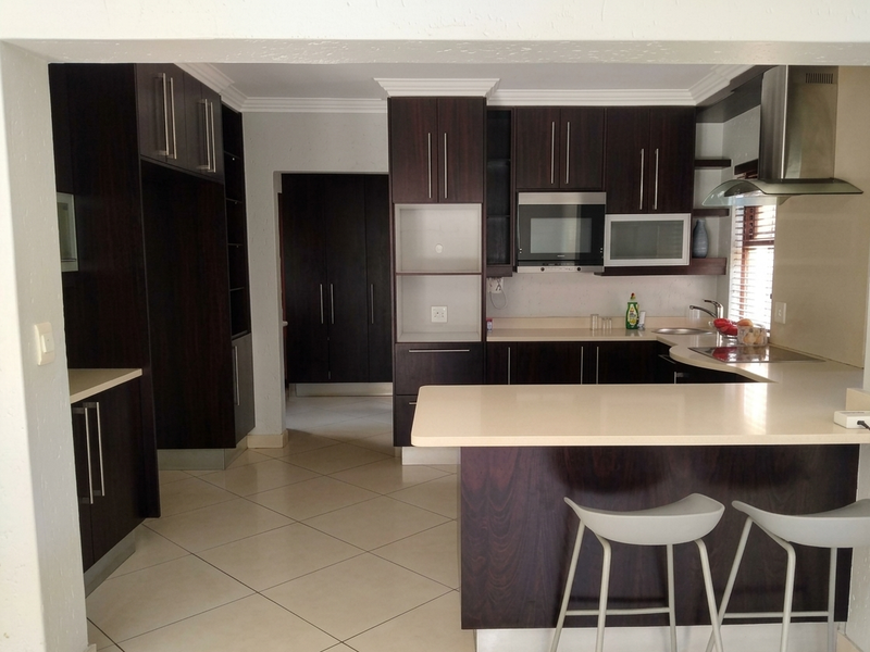 4 Bedroom spacious cluster for sale in Bedfordview - Photo 7