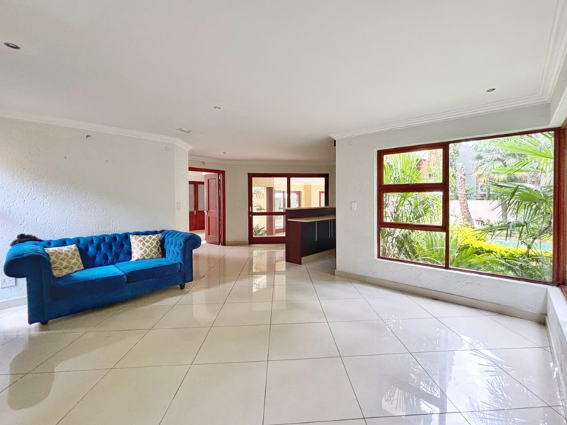 4 Bedroom spacious cluster for sale in Bedfordview - Photo 6