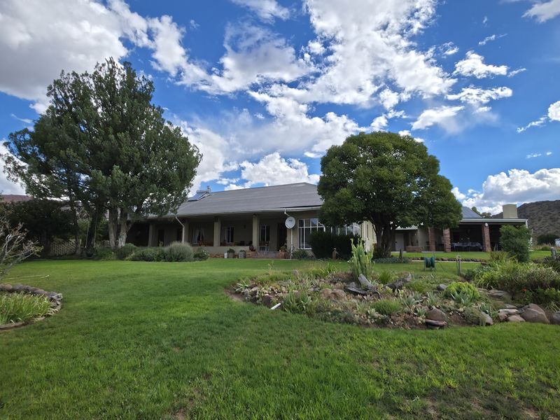 De Hoek Farm – 815ha of Untouched Karoo Beauty - Photo 2