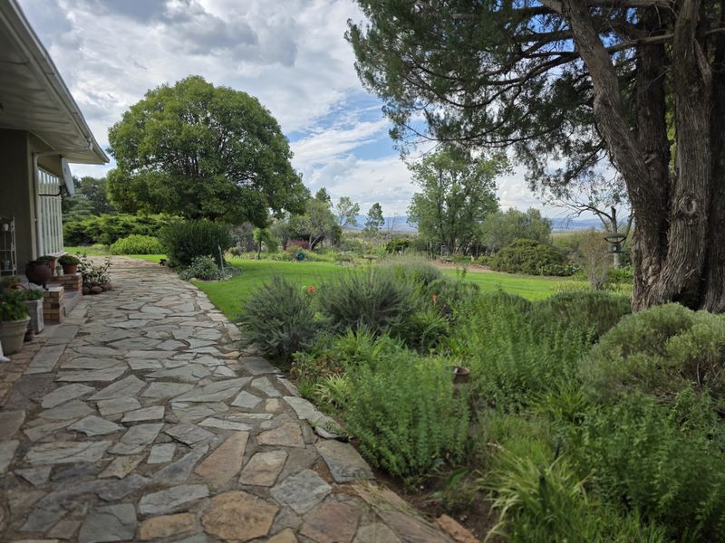 De Hoek Farm – 815ha of Untouched Karoo Beauty - Photo 3