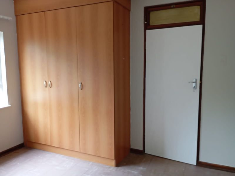 R6400 inclusive of water and electricity prepaid - Photo 10