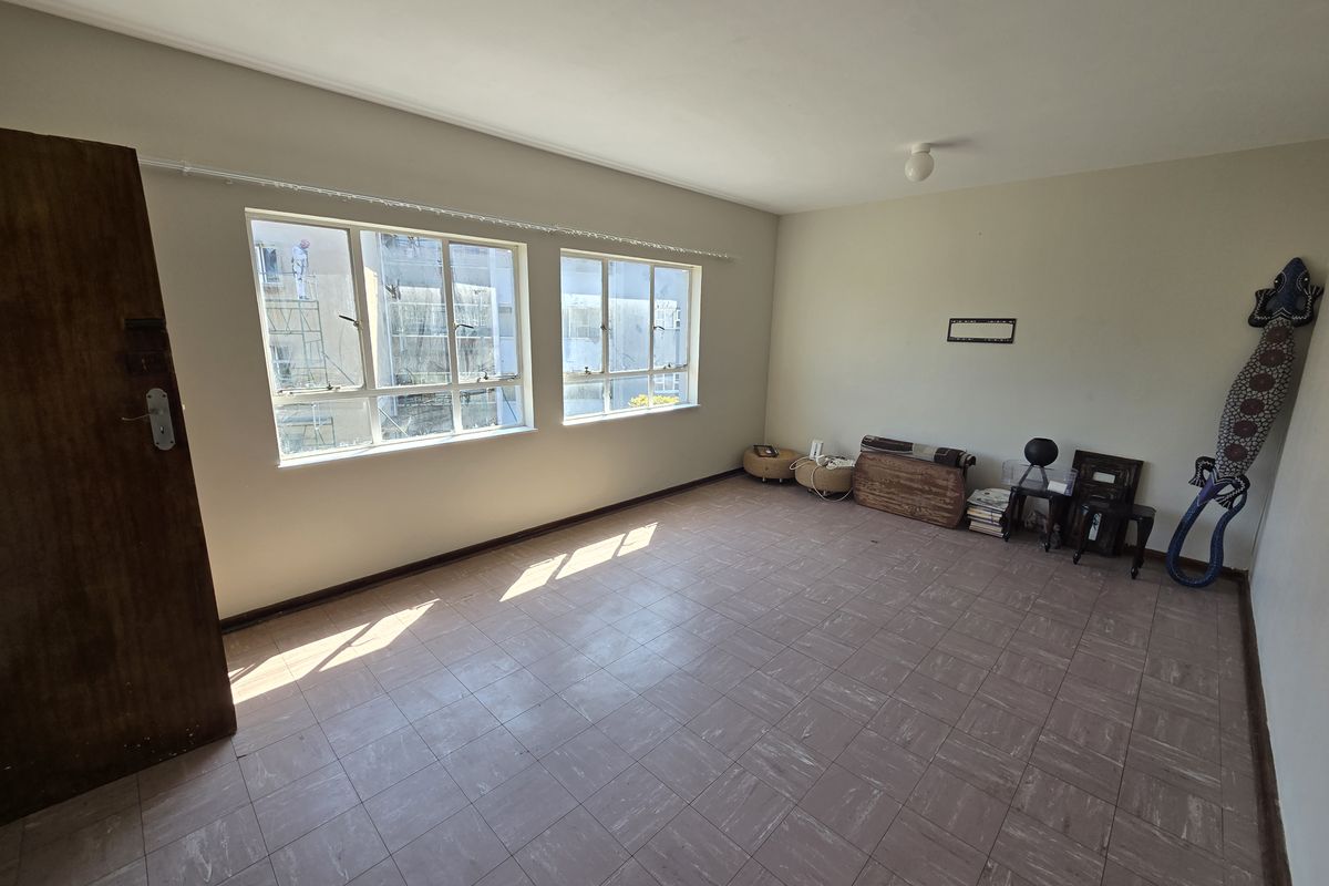 R6400 inclusive of water and electricity prepaid - Photo 2