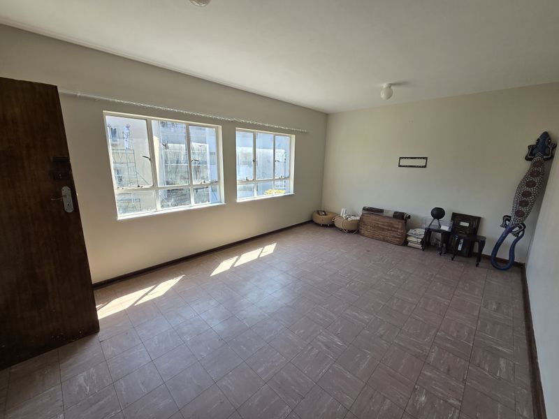 R6400 inclusive of water and electricity prepaid - Photo 2