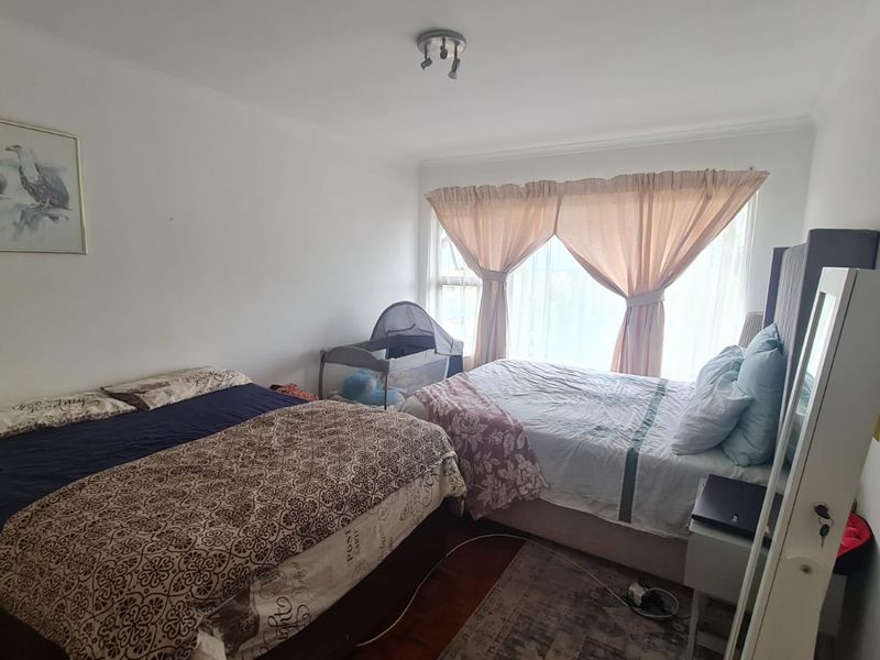 Spacious Living in Edenvale Central - Photo 8