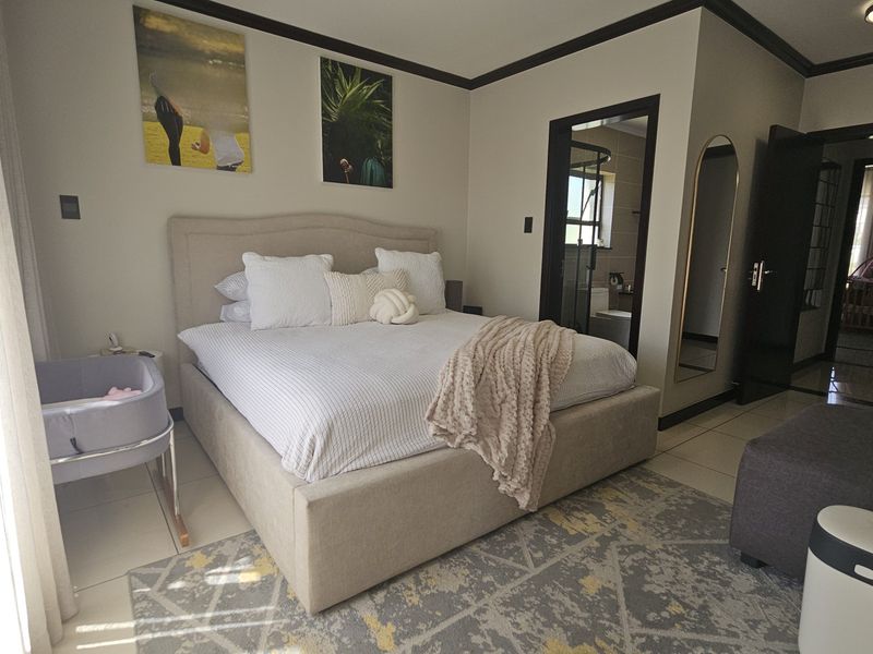 Don't Miss Out! - Immaculate 3 bedroom Apartment In Carlswald - Photo 8