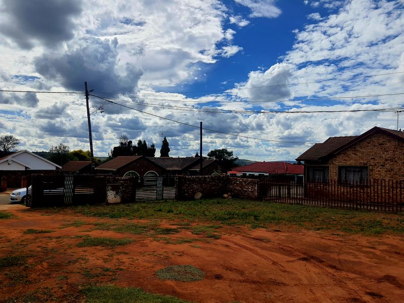 3 Bedroom Home - Photo 8