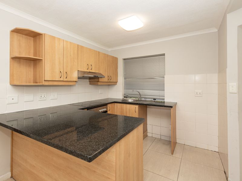 TWO BEDROOM APARTMENT IN CASCADES TERRACES - Photo 4