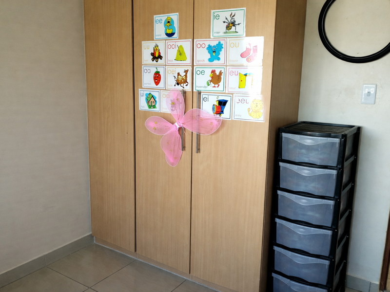 Comfortable 3-Bedroom Townhouse in Secure Complex - Photo 5