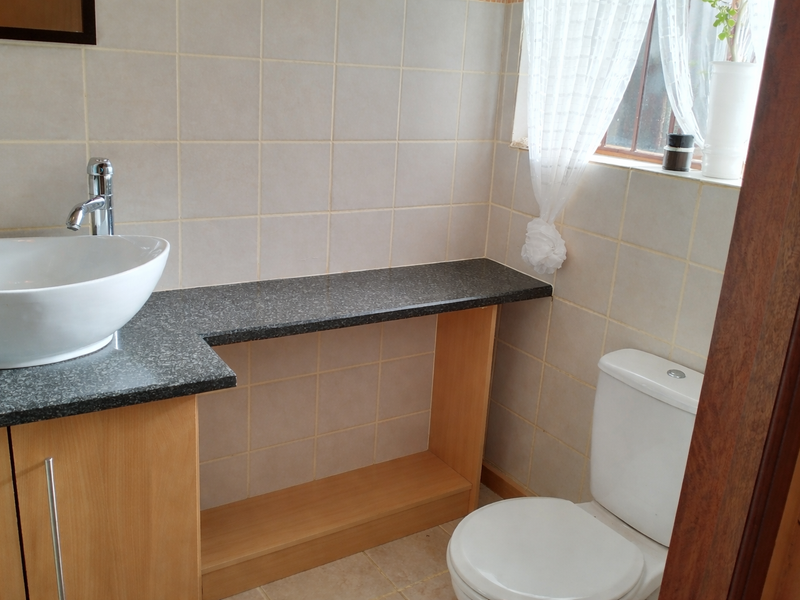 Comfortable 3-Bedroom Townhouse in Secure Complex - Photo 8