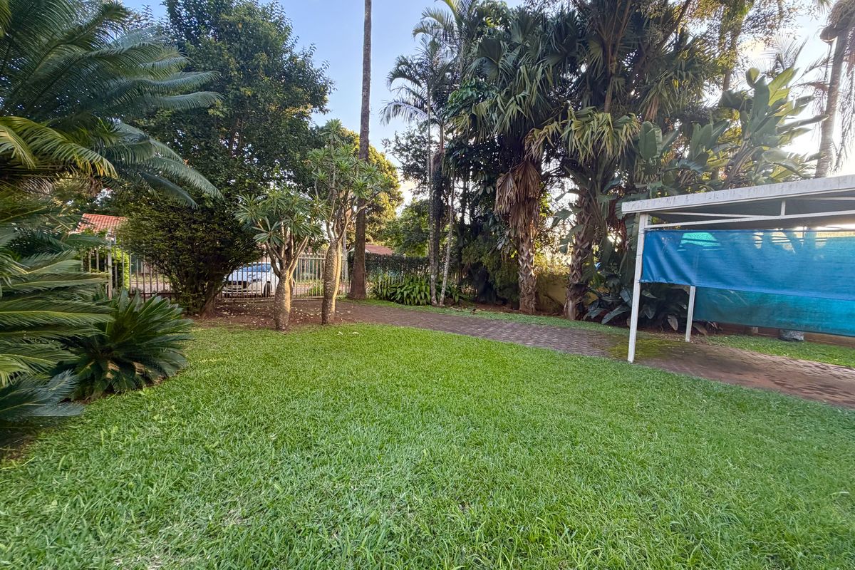 Lovely 4 bedroom home for sale , in Louis Trichardt - Photo 4