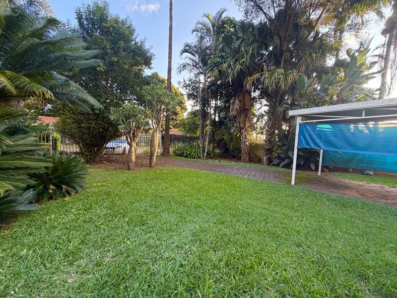 Lovely 4 bedroom home for sale , in Louis Trichardt - Photo 4