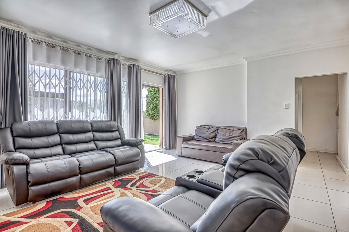 4-bedroom, 3-bathroom home located in Buccleuch - Photo 4