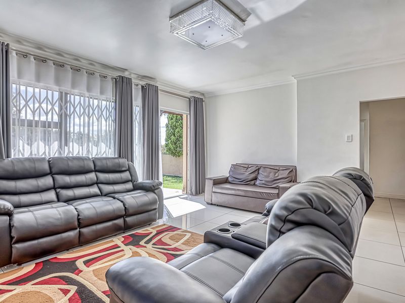 4-bedroom, 3-bathroom home located in Buccleuch - Photo 4