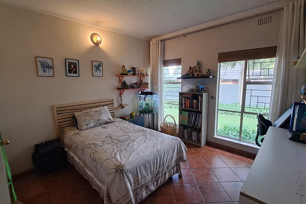 Freehold For Sale In Leandra - Photo 4