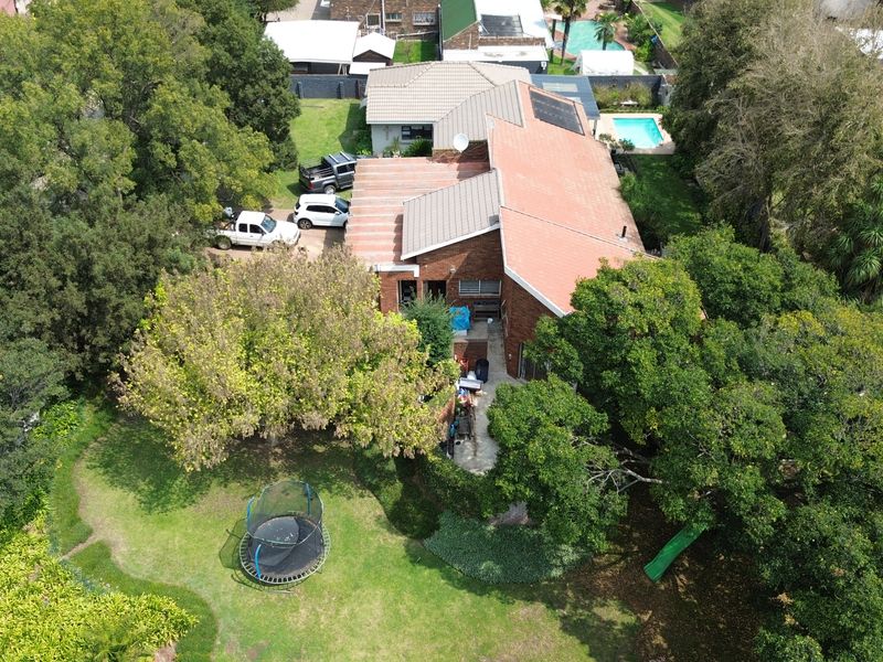 Freehold For Sale In Leandra - Photo 1