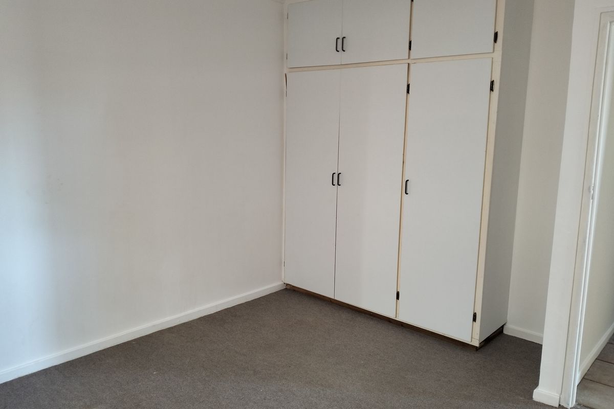 Cozy 2-Bedroom with Sea View - Photo 5