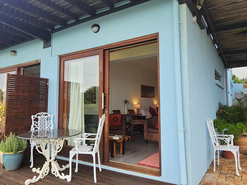 Wake Up to Breathtaking Views Every Day - Photo 2