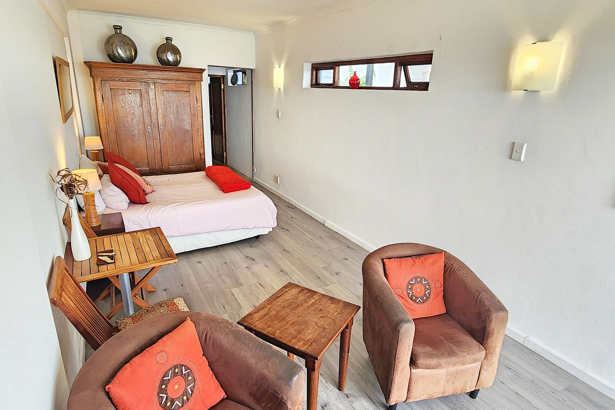 Wake Up to Breathtaking Views Every Day - Photo 3