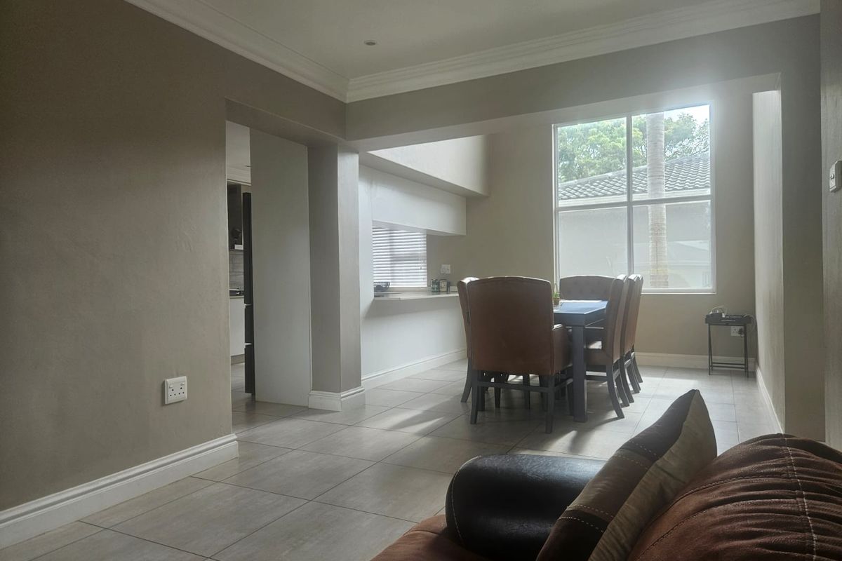 Townhouse in Clansthal, your perfect coastal retreat awaits! - Photo 4