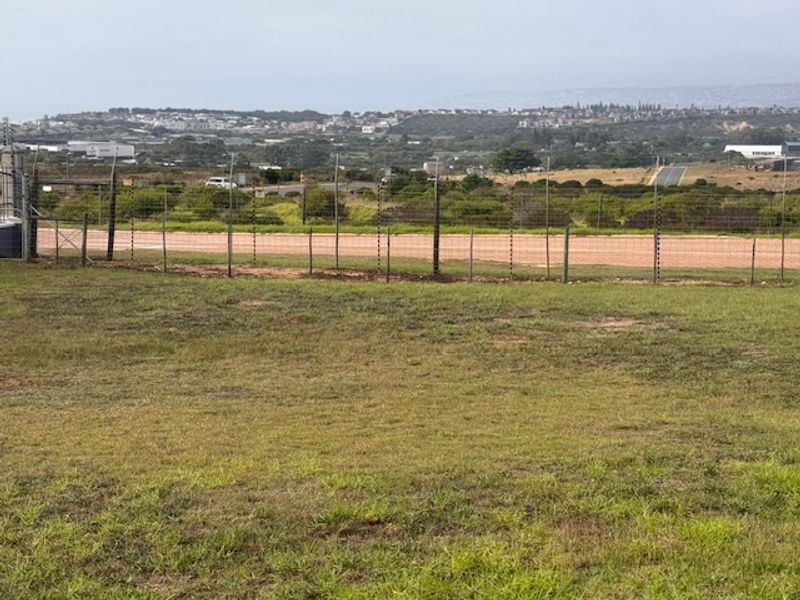 Prime Erf for Sale in Established Estate - Photo 2