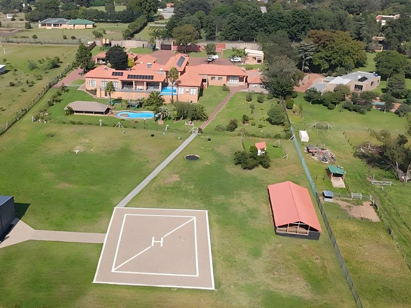 Exceptional Waterfront Living in the heart of Rynfield – A Rare Home with Endless Potential - Photo 5